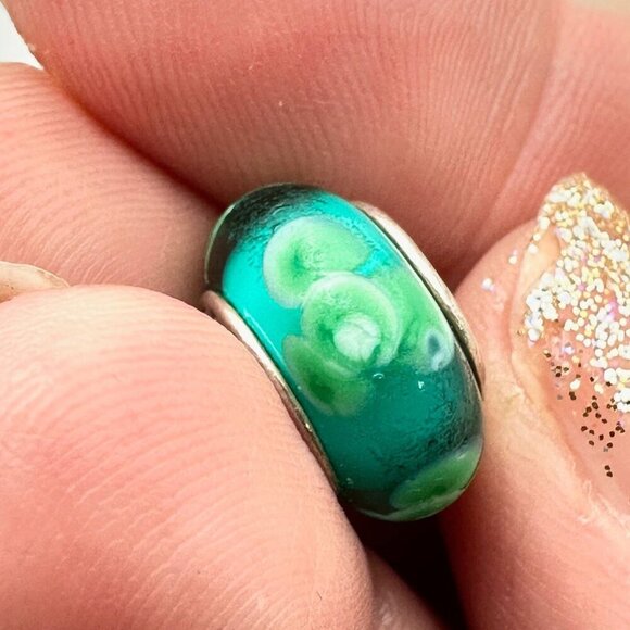Pandora Kiss Me Im Irish Green Murano Glass Charm 925 ALE Sterling Silver - Picture 1 of 4